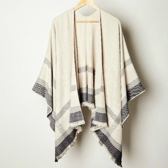 NWT SIIZU Cozy Poncho Wrap (Gray Stripe) - Picture 1 of 1